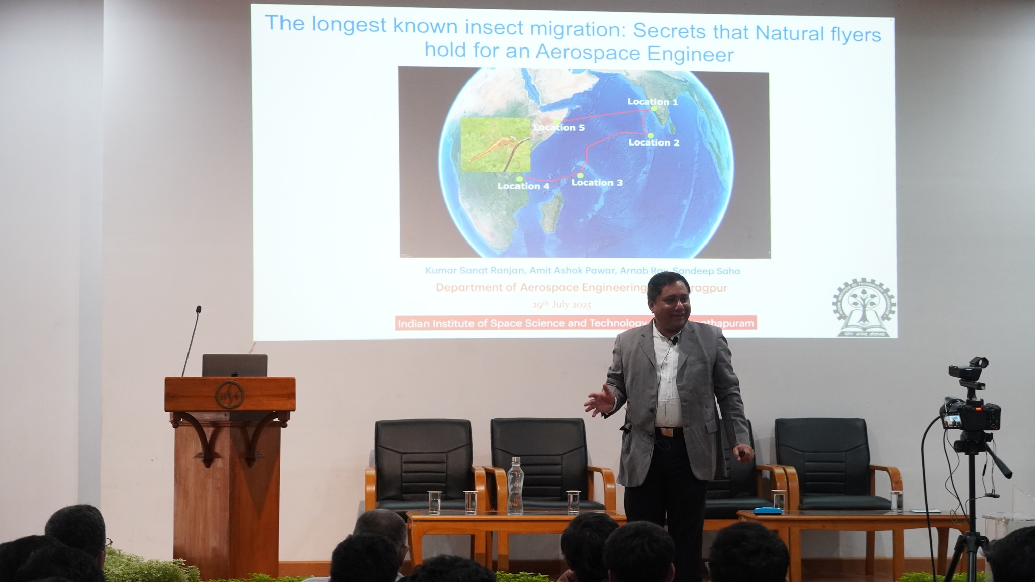 The longest known insect migration