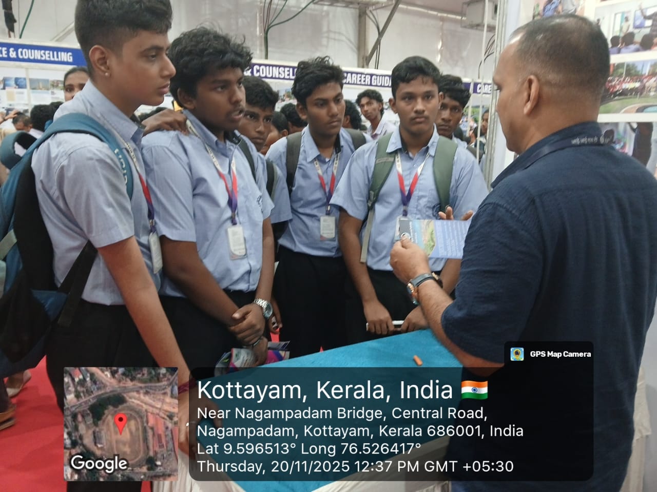 Students interacting with members from IIST 