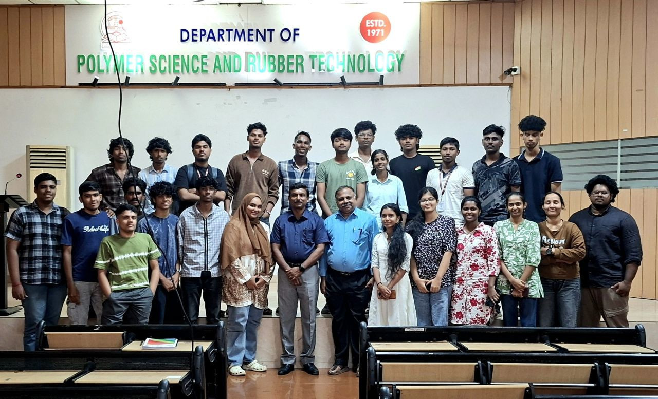IIST Faculty Delivers Lecture on Space Economy at CUSAT’s MEDHA ’26