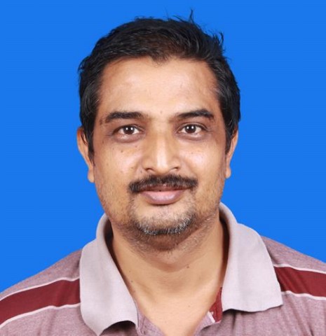 V Ravi
