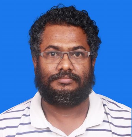 Dhayalan R