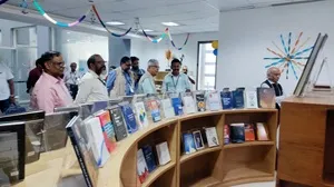 BookExhibition2
