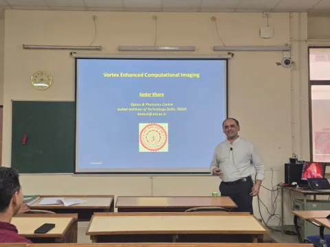 Invited talk by Prof. Kedar Khare on “Vortex Enhanced Computational Imaging”