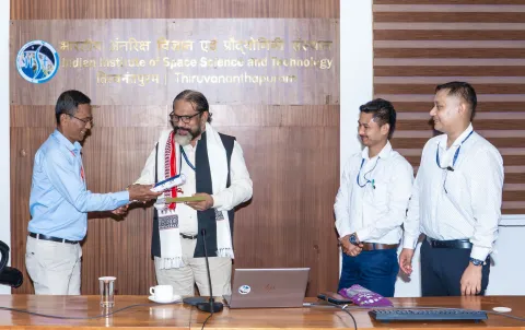 𝐕𝐢𝐬𝐢𝐭 𝐨𝐟 𝐌𝐚𝐧𝐢𝐩𝐮𝐫 𝐌𝐞𝐝𝐢𝐚 𝐃𝐞𝐥𝐞𝐠𝐚𝐭𝐢𝐨𝐧 𝐭𝐨 𝐈𝐈𝐒𝐓