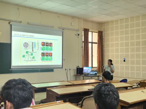 Holographic Modal Wavefront Sensing with Novel Quality Metric Parameter