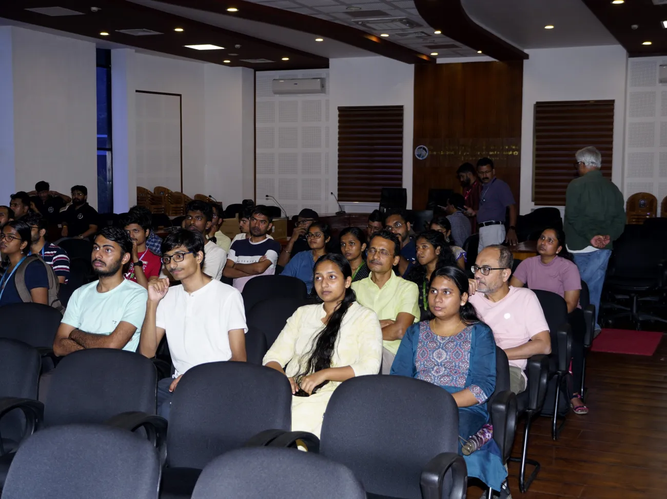 Anyons and Topological Quantum Computation