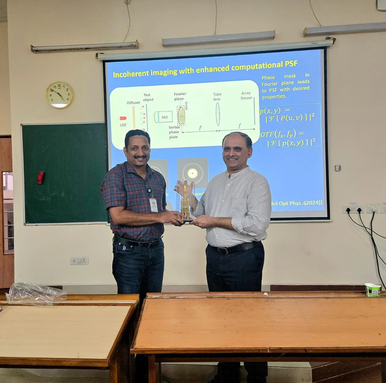Invited talk by Prof. Kedar Khare on “Vortex Enhanced Computational Imaging”