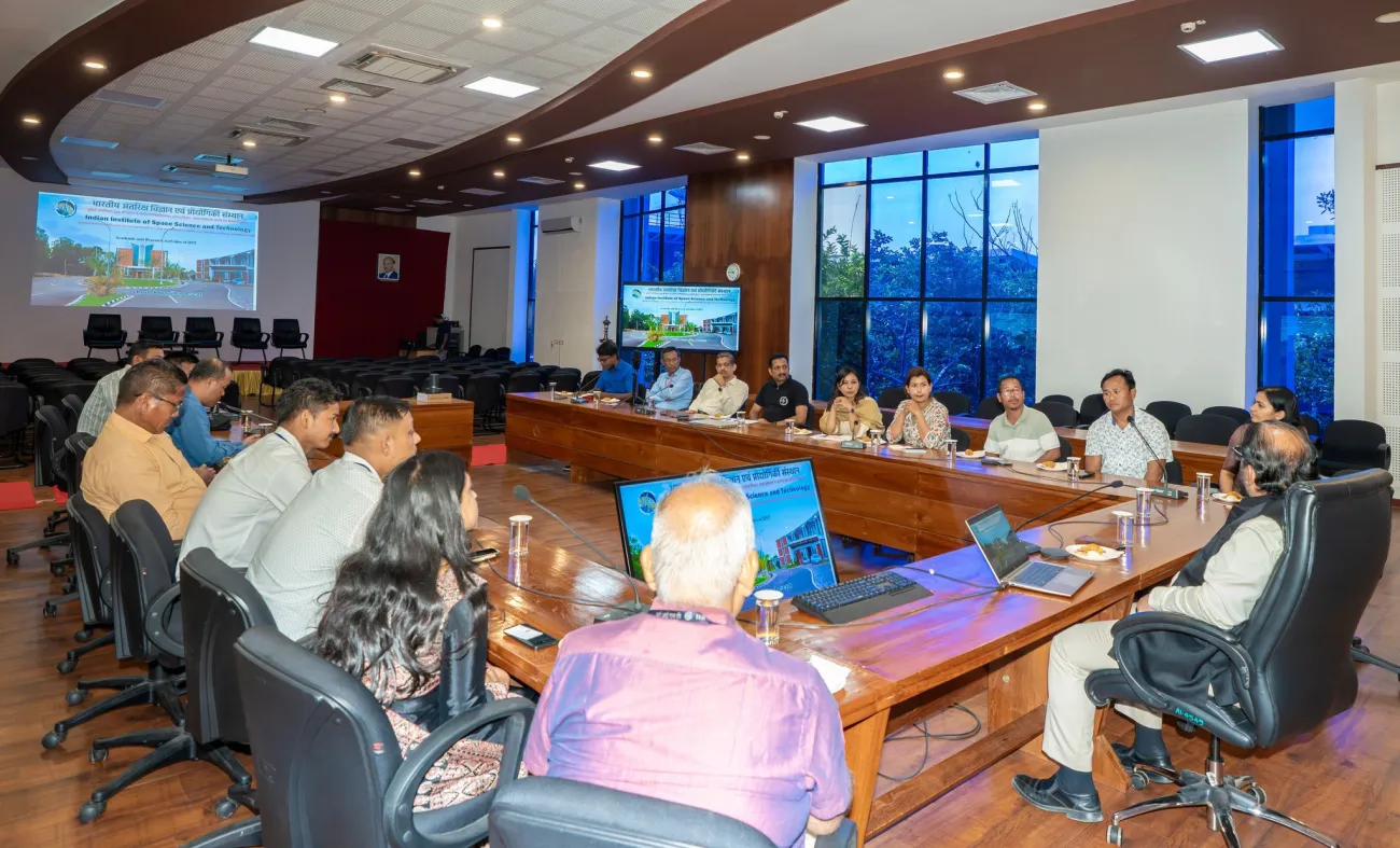 𝐕𝐢𝐬𝐢𝐭 𝐨𝐟 𝐌𝐚𝐧𝐢𝐩𝐮𝐫 𝐌𝐞𝐝𝐢𝐚 𝐃𝐞𝐥𝐞𝐠𝐚𝐭𝐢𝐨𝐧 𝐭𝐨 𝐈𝐈𝐒𝐓